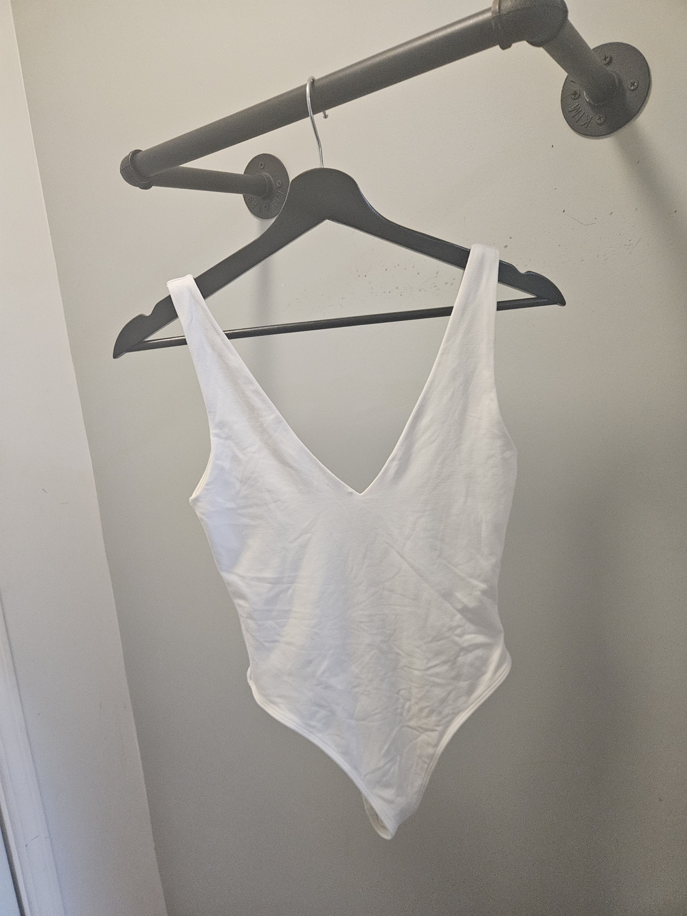Aritzia Babaton Bodysuit